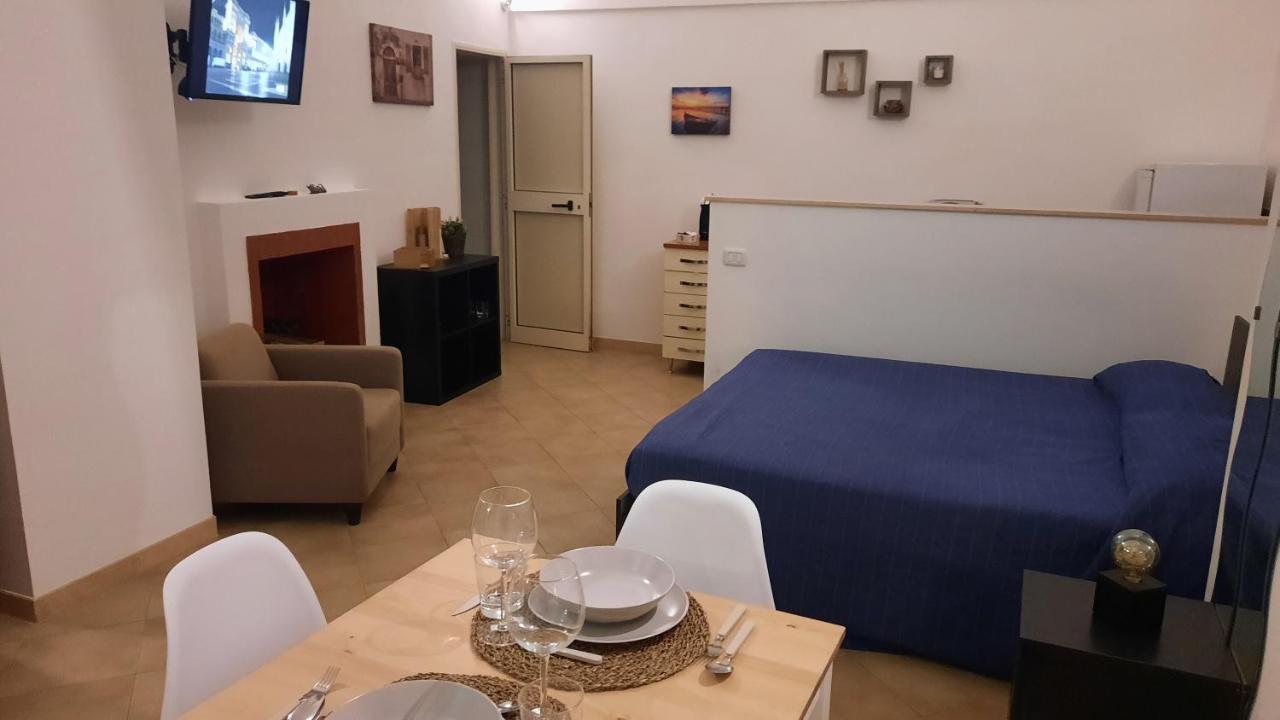 شقة Piazza Grande بولينيانو آ ماري المظهر الخارجي الصورة